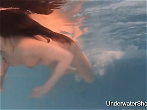 glamour underwater showcase of Natalia